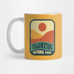 Yellowstone National Park Retro Sunset Vintage Badge Mug